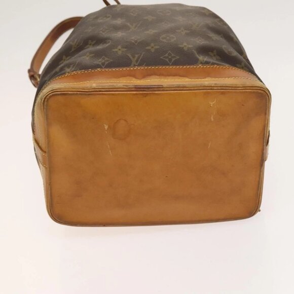 LOUIS VUITTON Monogram Noe Shoulder Bag - Picture 7 of 15
